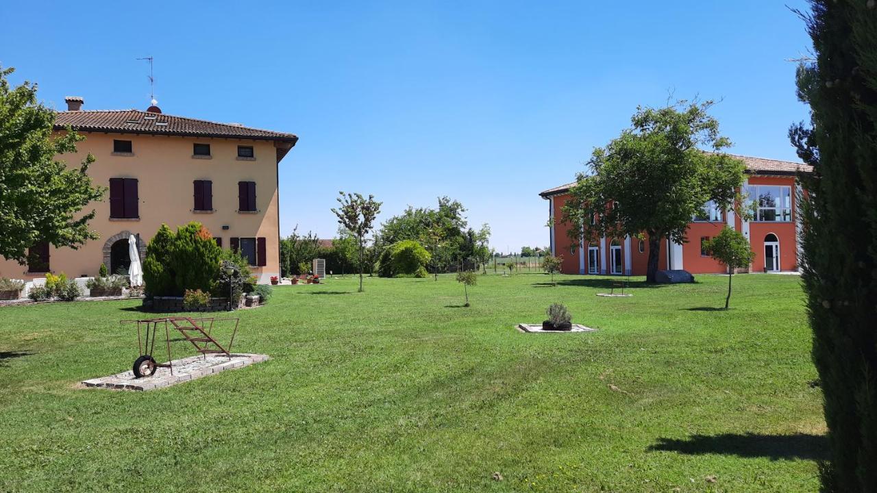 Malalbergo Agriturismo Al Navile מראה חיצוני תמונה